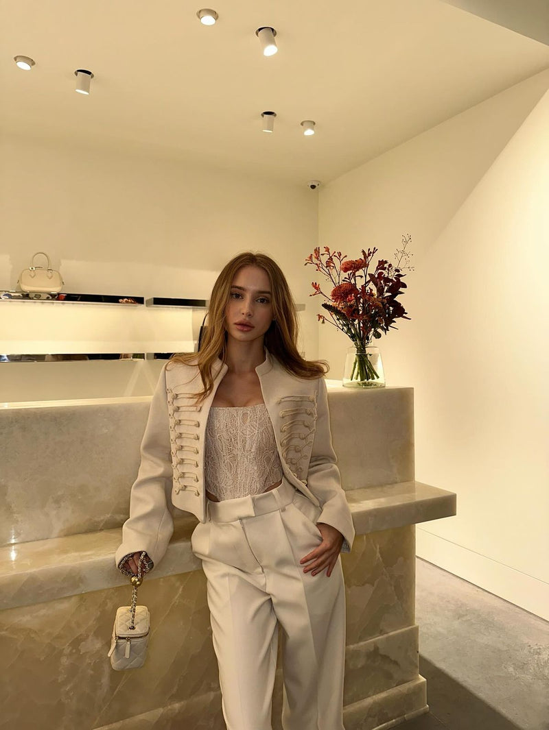 10 Essential Women’s Fashion Tips for a Stylish and Confident Look